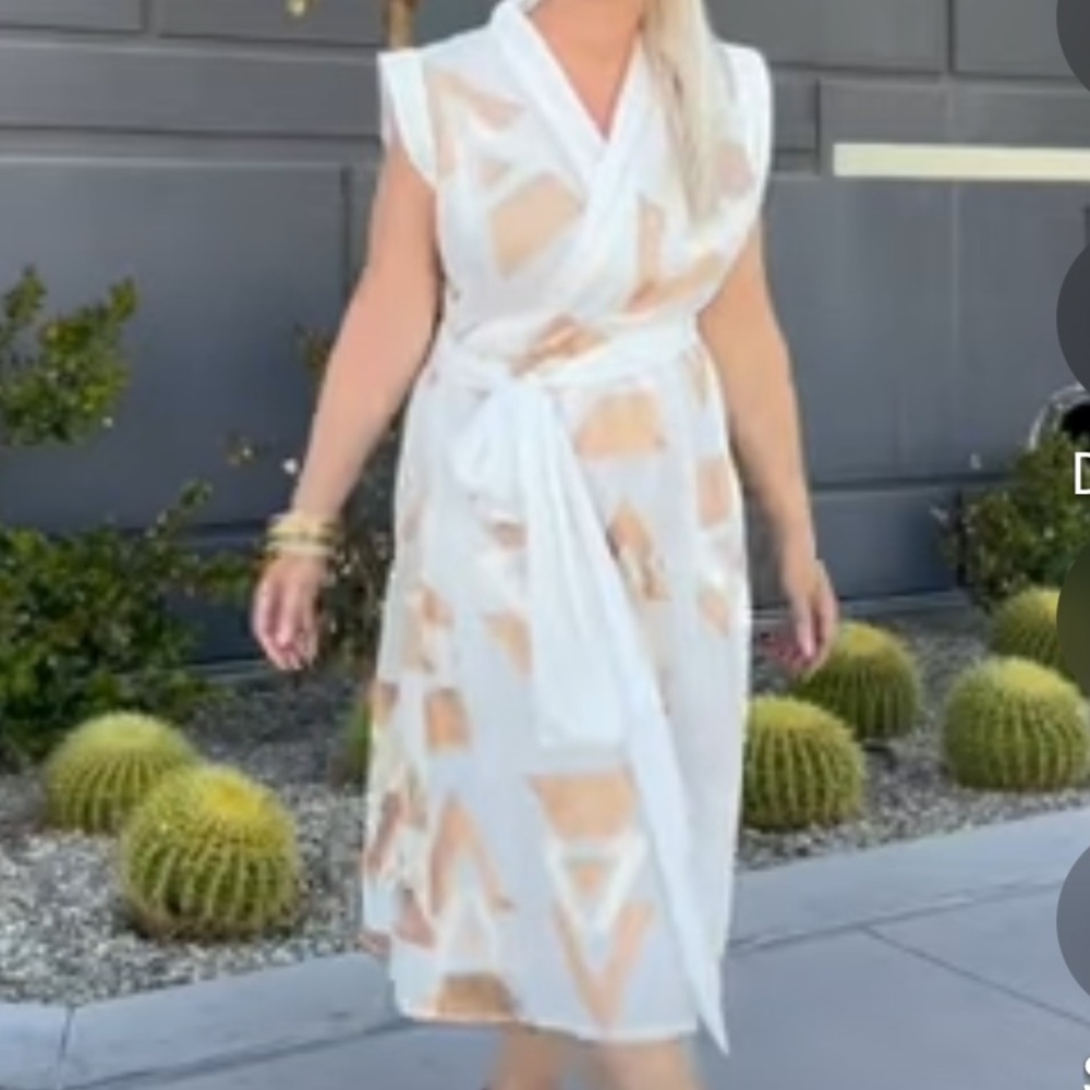 Coocu aether Elegant White and gold Dress
